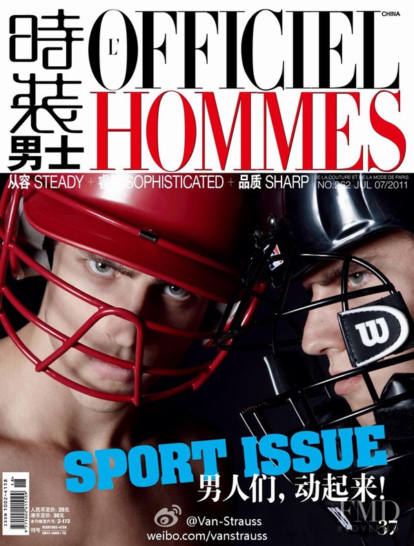  featured on the L\'Officiel Hommes China cover from July 2011