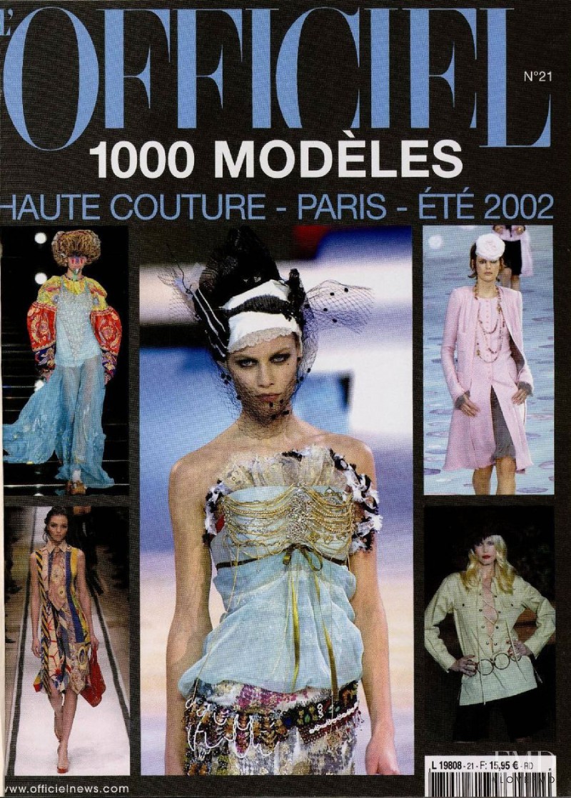  featured on the L\'Officiel 1000 Modele Haute Couture cover from May 2001