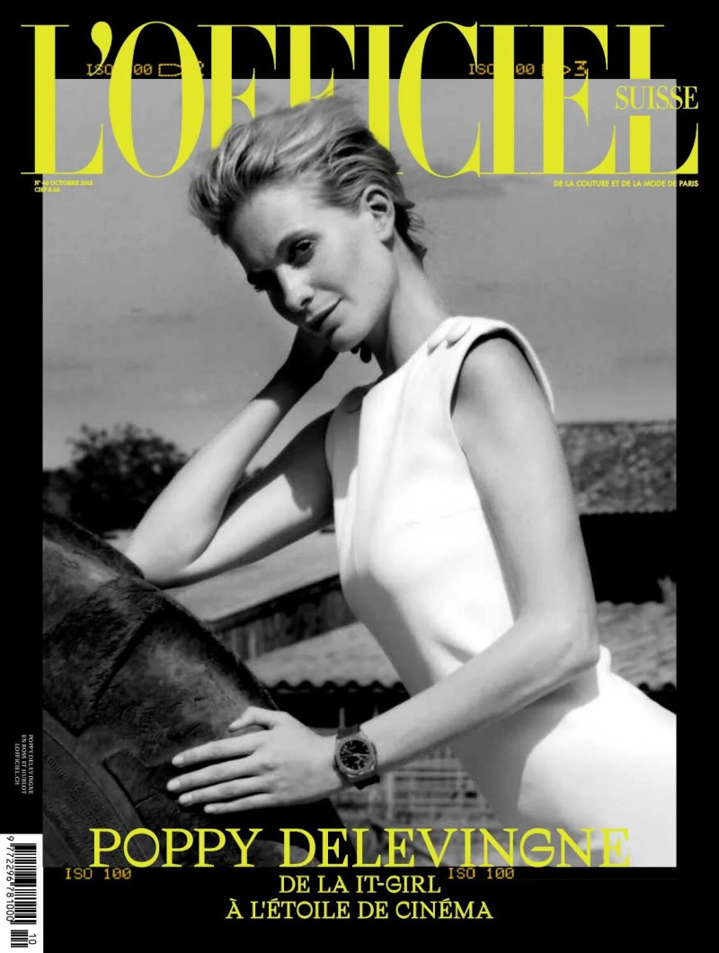 Poppy Delevingne featured on the L\'Officiel Switzerland cover from October 2018