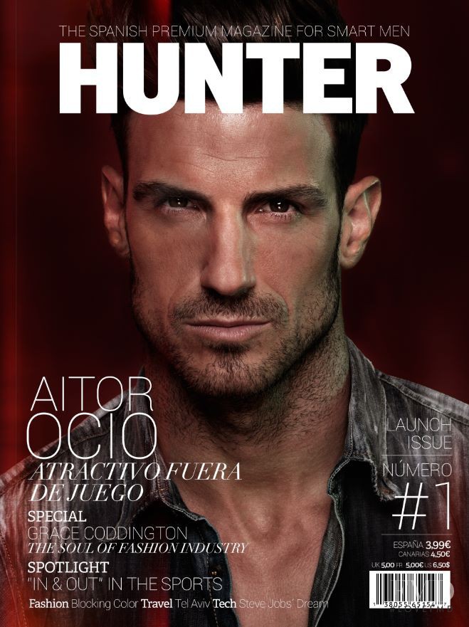 Aitor Ocio featured on the Hunter Spain cover from August 2013