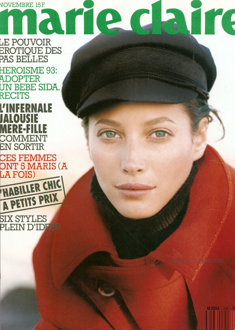 Christy Turlington featured on the Marie Claire France cover from November 1993