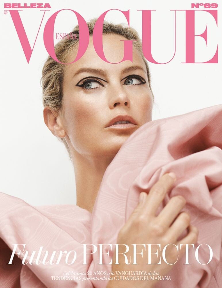 Carolyn Murphy featured on the Vogue Belleza Spain cover from October 2019
