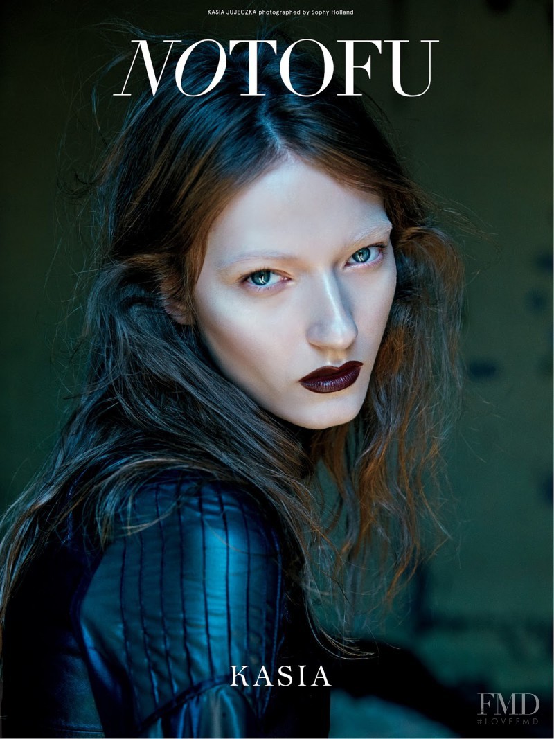 Kasia Jujeczka featured on the No Tofu cover from September 2015