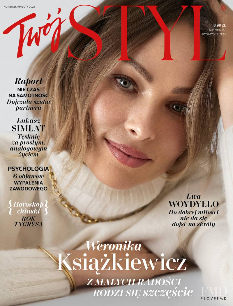 Weronika Ksiazkiewicz featured on the Twoj Styl cover from February 2022