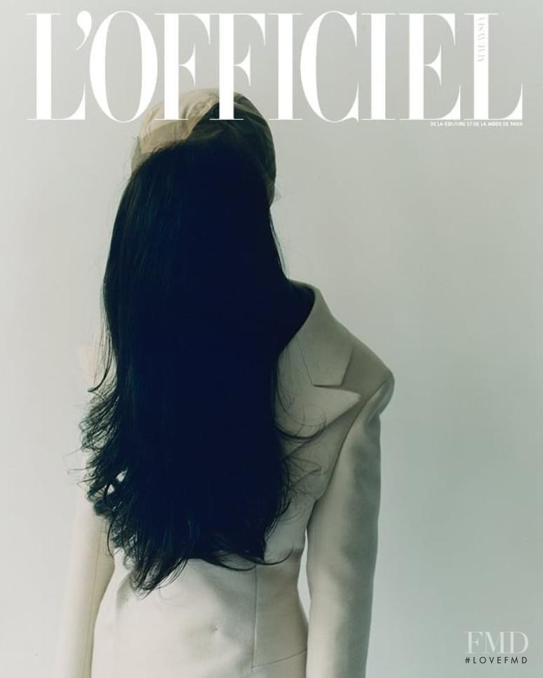  featured on the L\'Officiel Malaysia cover from August 2019