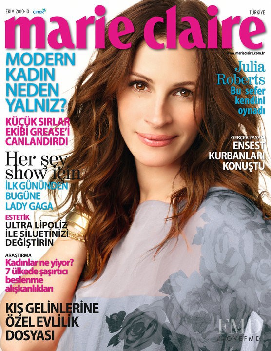 Julia Roberts featured on the Marie Claire Turkey cover from October 2010