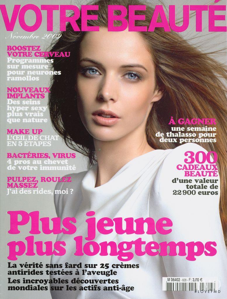 Charon Cooijmans featured on the Votre Beauté France cover from November 2009