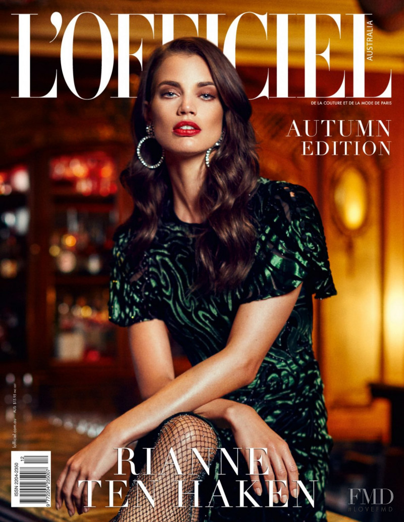 Rianne ten Haken featured on the L\'Officiel Australia cover from September 2017