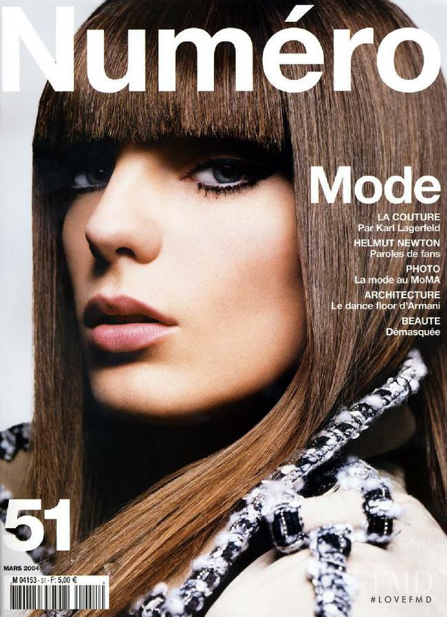 Daria Werbowy featured on the Numéro France cover from March 2004