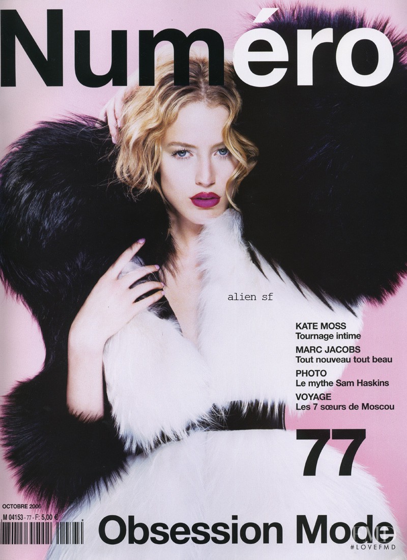 Raquel Zimmermann featured on the Numéro France cover from October 2006
