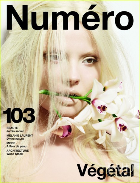 Magdalena Frackowiak featured on the Numéro France cover from May 2009