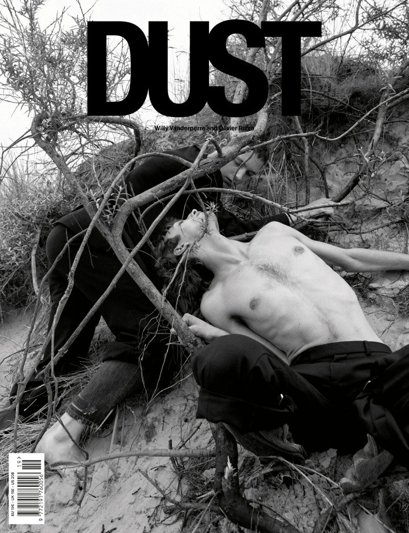 Daan Duez, Thomas Riguelle featured on the Dust cover from October 2021