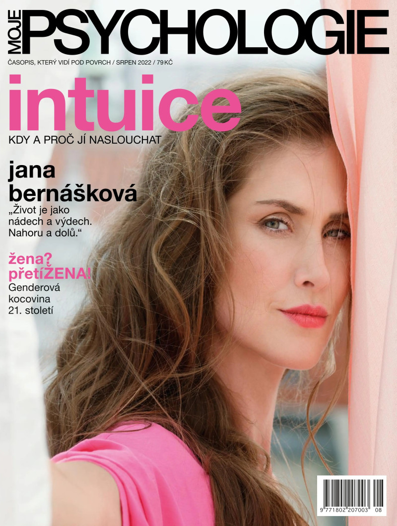  featured on the Moje Psychologie cover from August 2022