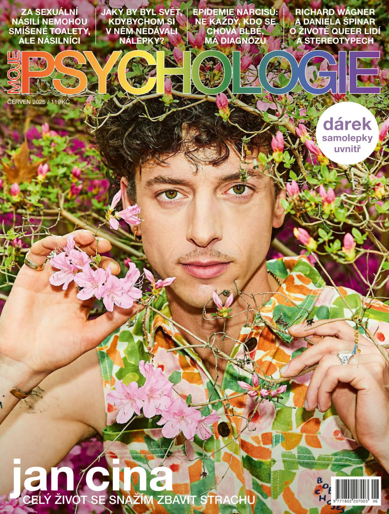 Jan Cina featured on the Moje Psychologie cover from June 2025