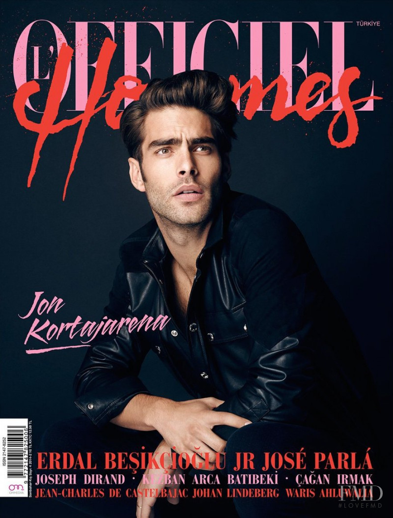 Jon Kortajarena featured on the L\'Officiel Hommes Turkey cover from November 2014
