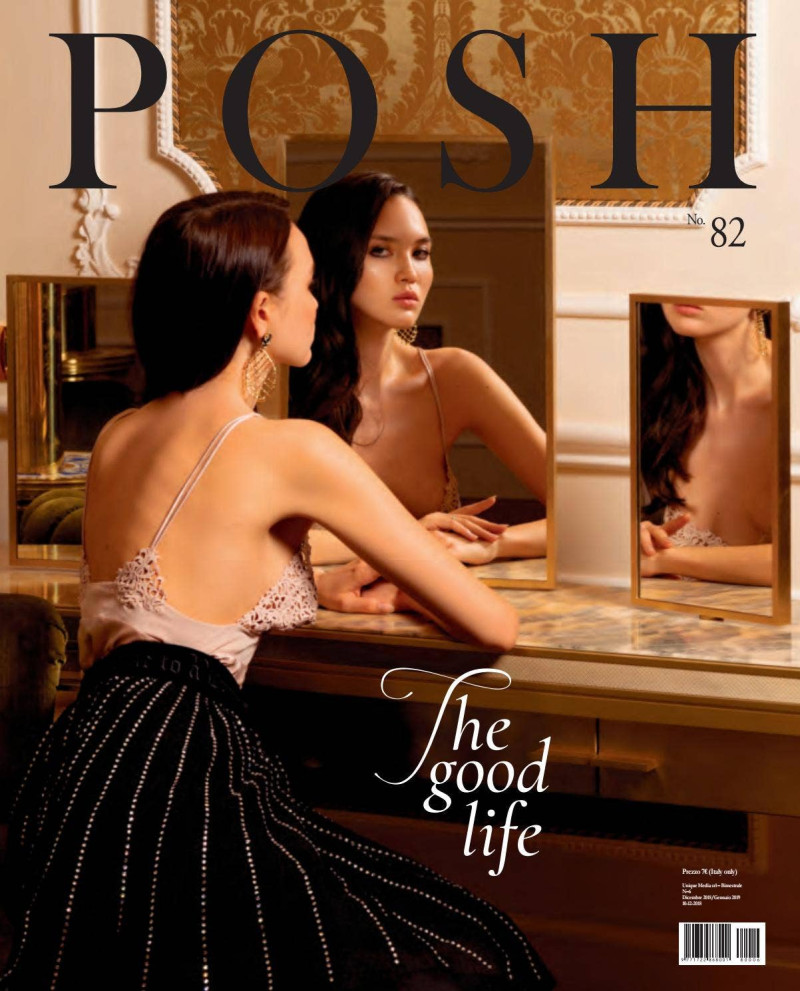 Regina Filonenko featured on the Posh Italy cover from December 2018