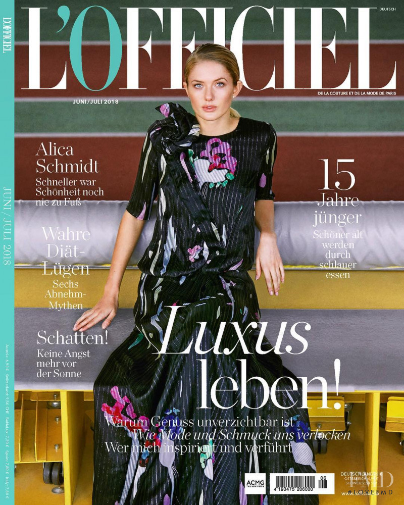  featured on the L\'Officiel Germany cover from June 2018