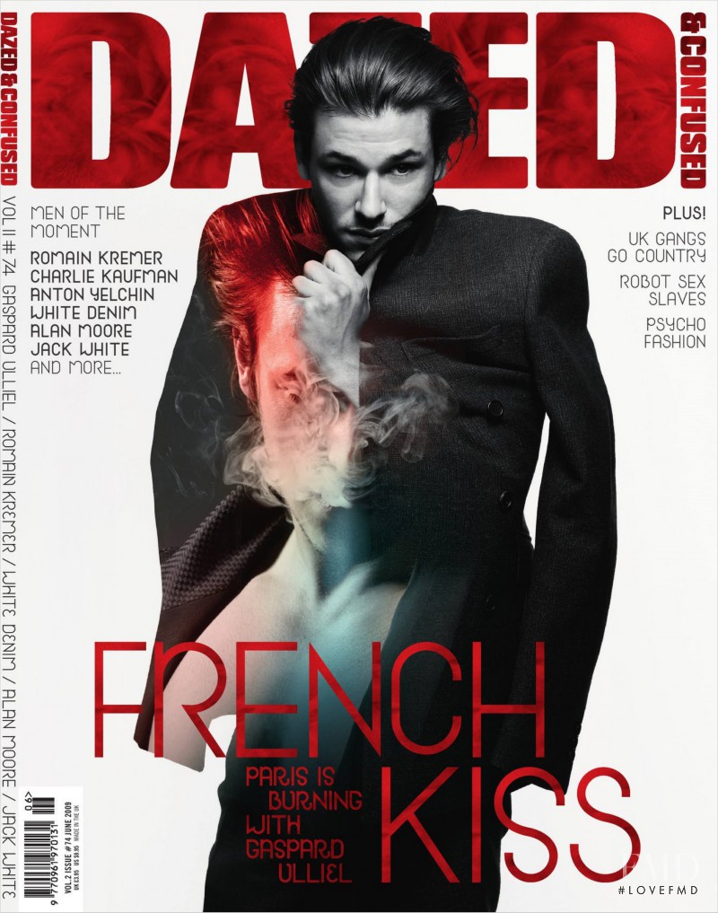  featured on the Dazed & Confused cover from June 2009