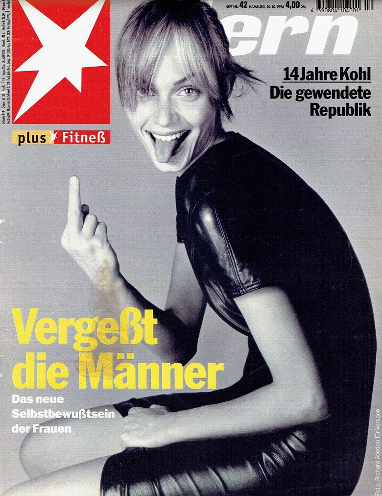 Amber Valletta featured on the Stern Mode cover from October 1996