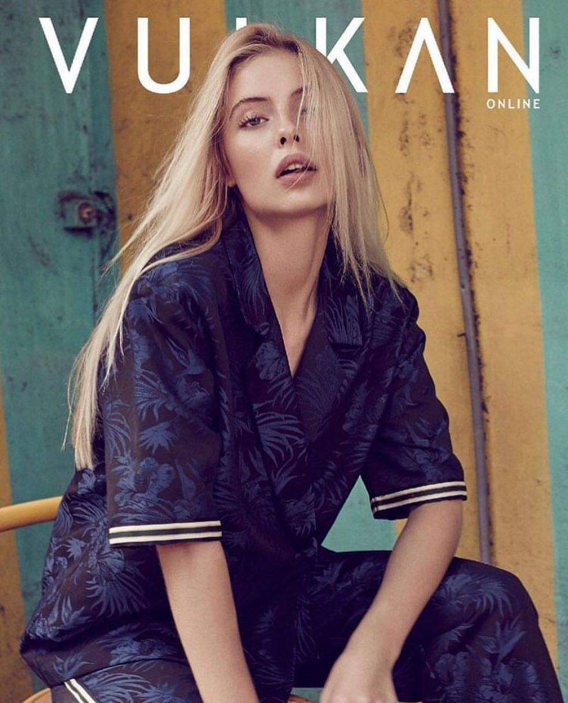 Margaux Alexandra featured on the Vulkan cover from September 2017