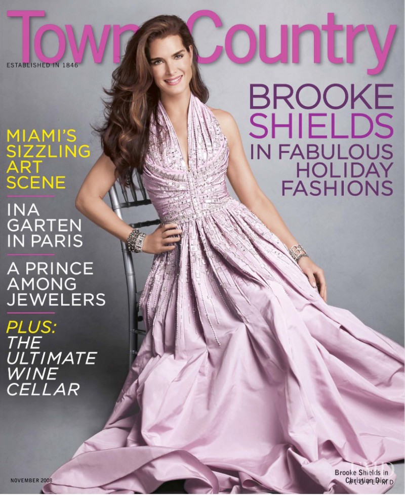 Brooke Shields featured on the Town & Country cover from November 2008