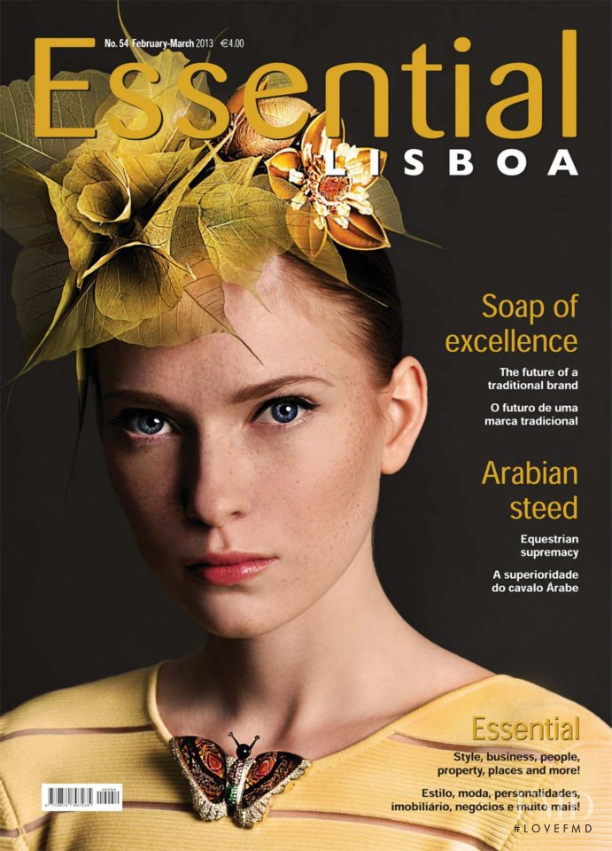  featured on the Essential Lisboa cover from February 2013