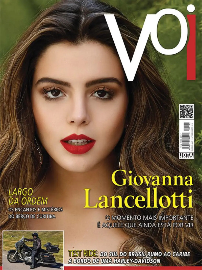 Giovanna Lancellotti featured on the Revista Voi cover from March 2016