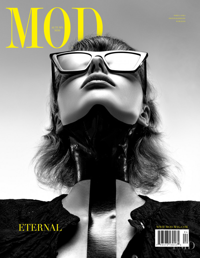 Daria Laska featured on the MOD cover from September 2020