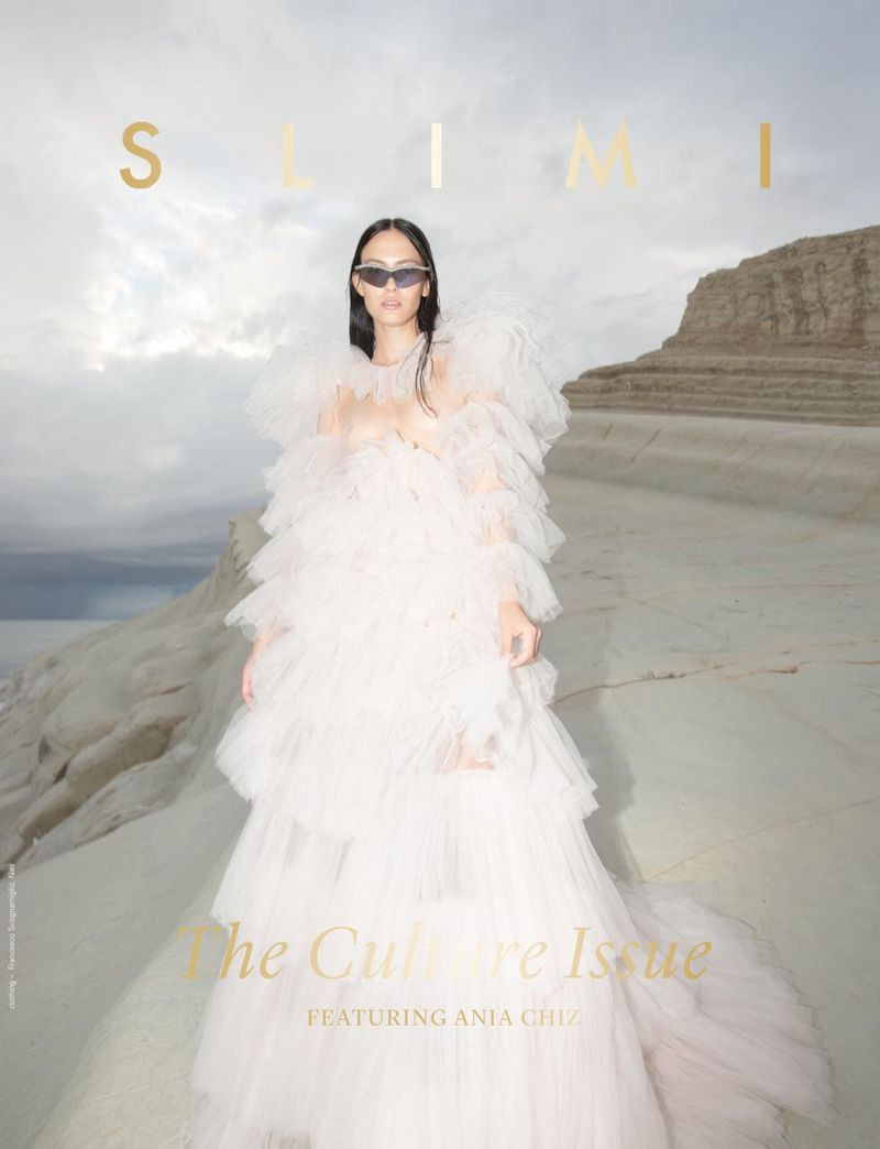 Ania Chiz featured on the Slimi cover from October 2020