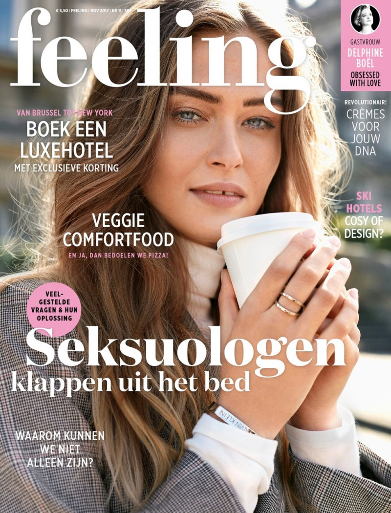 Justine Geneau featured on the Feeling cover from November 2017