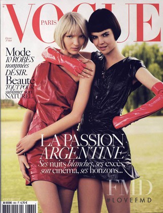 Mariacarla Boscono, Patricia Schmid featured on the Vogue France cover from February 2006