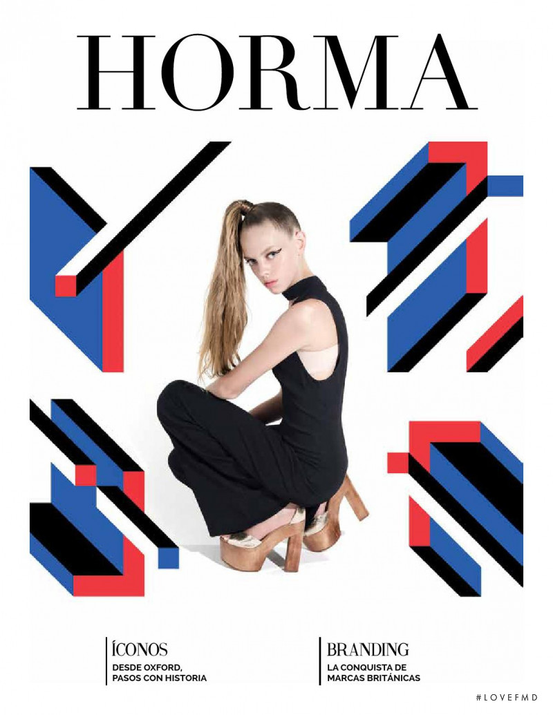 Mariana Zaragoza featured on the Horma cover from June 2015
