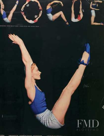  featured on the Vogue USA cover from August 1940