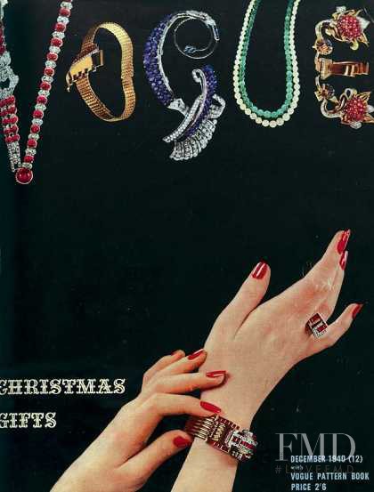  featured on the Vogue USA cover from December 1940