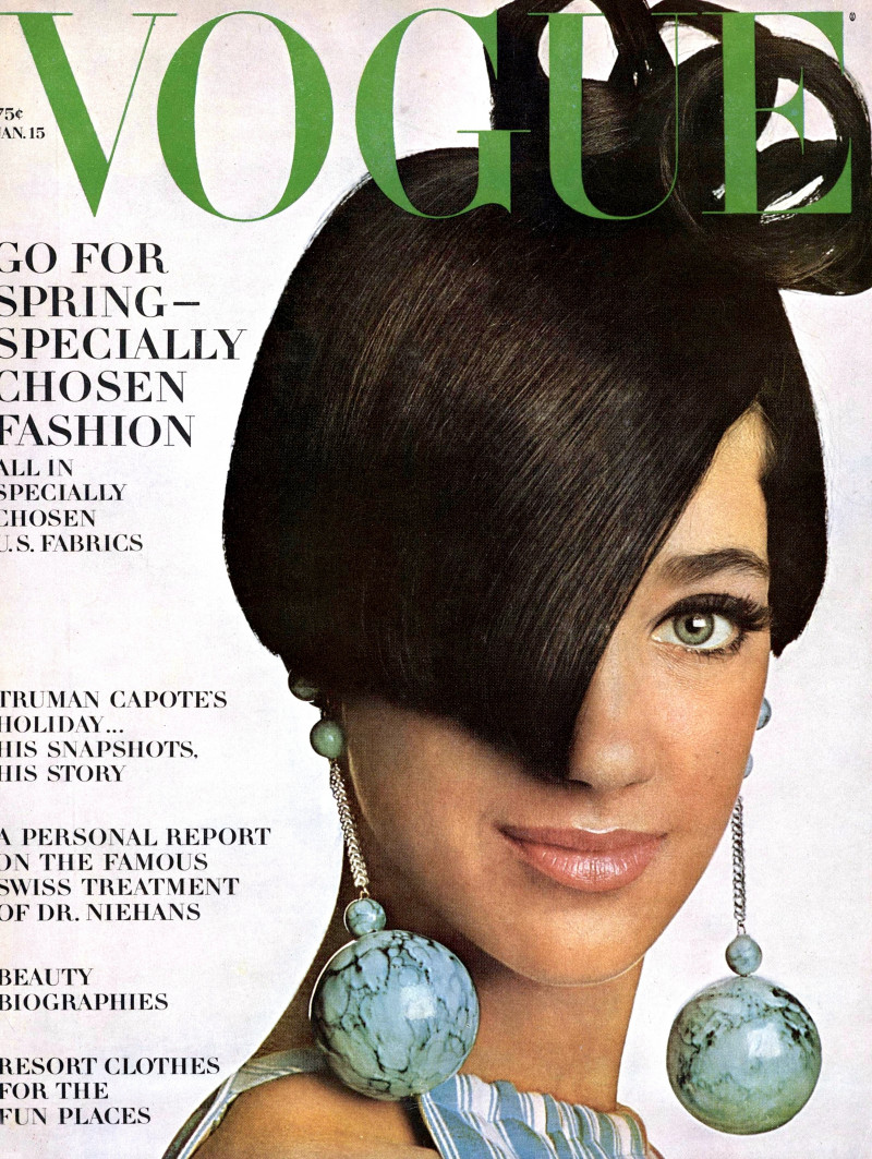 Marisa Berenson featured on the Vogue USA cover from January 1966