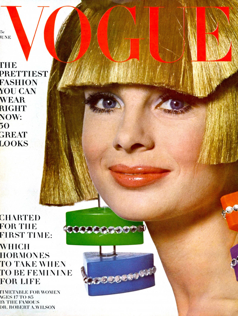 Jean Shrimpton featured on the Vogue USA cover from June 1966