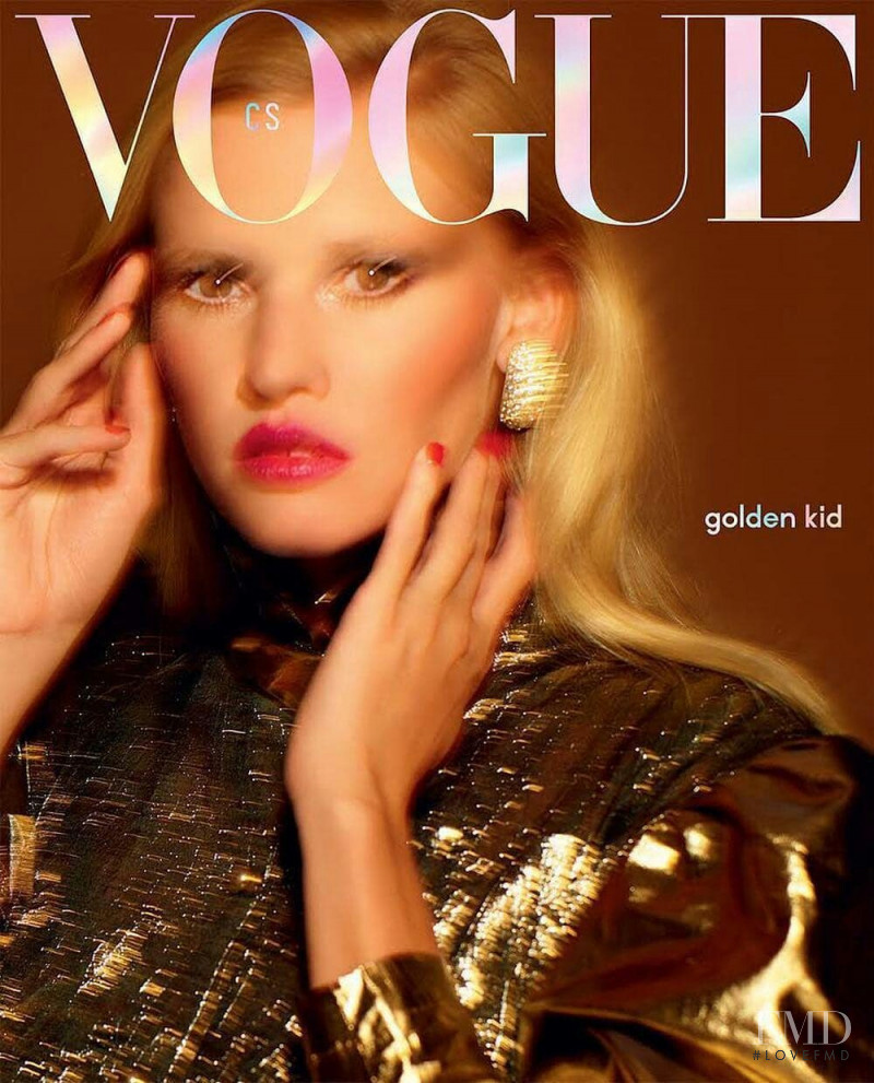 Lara Stone featured on the Vogue Czechoslovakia cover from October 2018