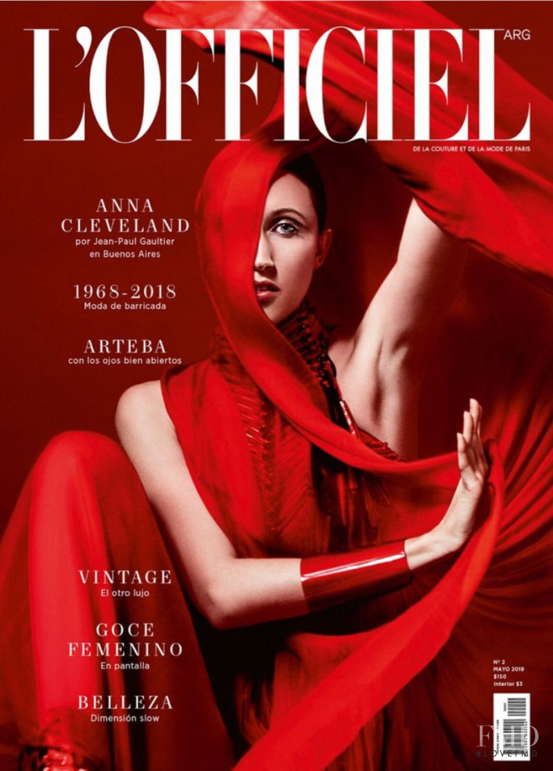 Anna Cleveland featured on the L\'Officiel Argentina cover from May 2018