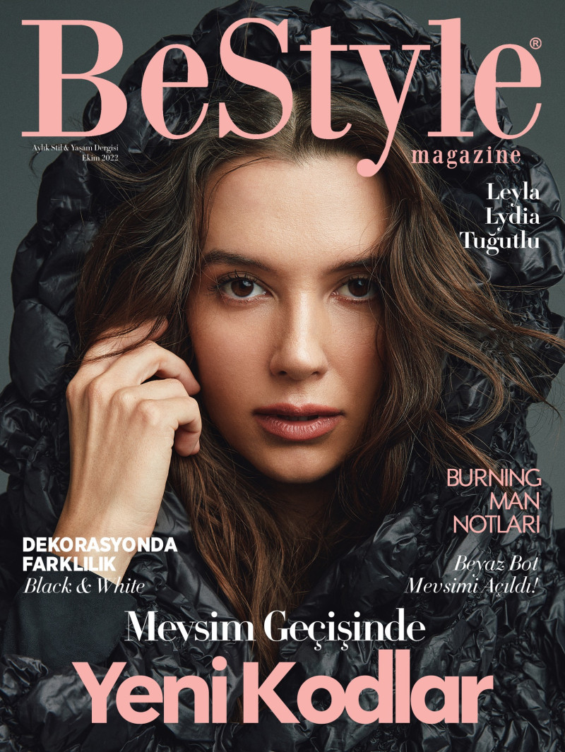 Yeni Kodlar featured on the BeStyle cover from October 2022