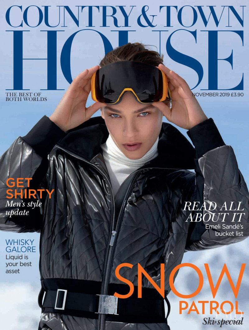 Lisa Louis Fratani featured on the Country & Town House cover from November 2019