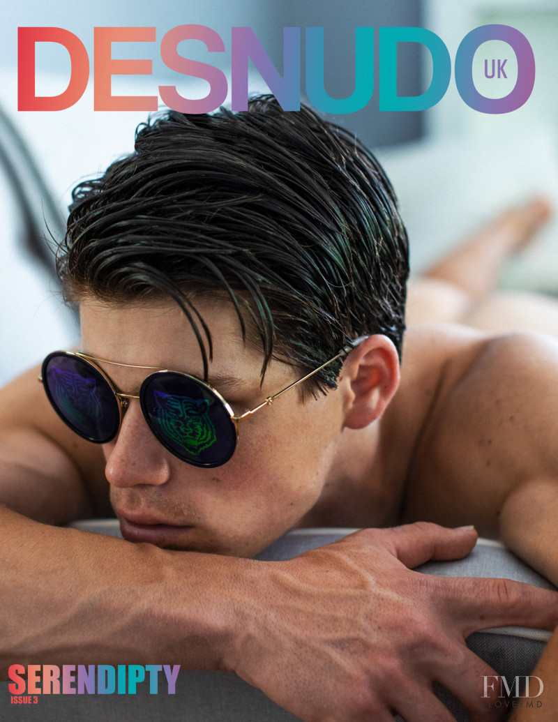 Carson Aldridge featured on the Desnudo UK cover from June 2018