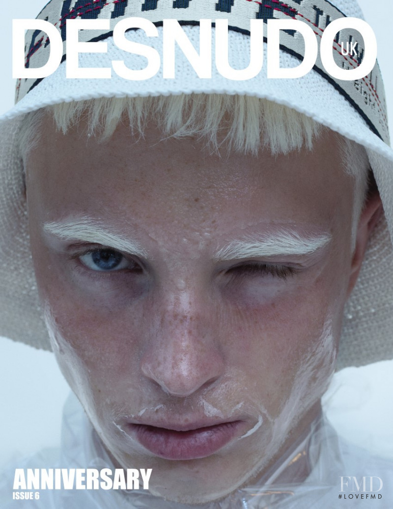 Tom featured on the Desnudo UK cover from March 2019