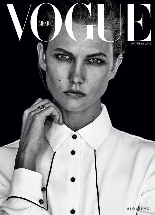 Karlie Kloss featured on the Vogue Mexico cover from October 2016