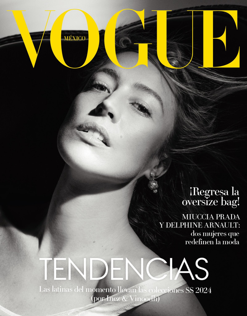 Raquel Zimmermann featured on the Vogue Mexico cover from March 2024