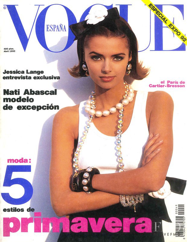 Heather Stewart-Whyte featured on the Vogue Spain cover from April 1992