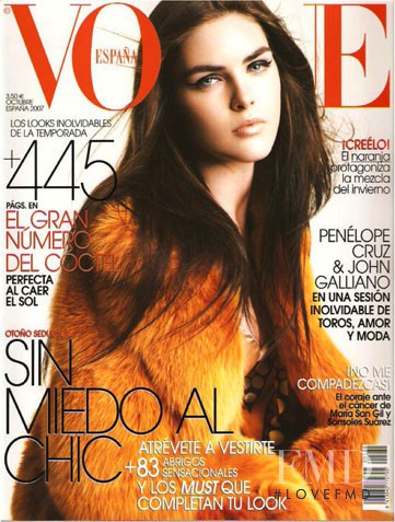 Hilary Rhoda featured on the Vogue Spain cover from October 2007