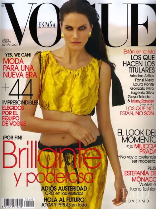 Missy Rayder featured on the Vogue Spain cover from March 2009