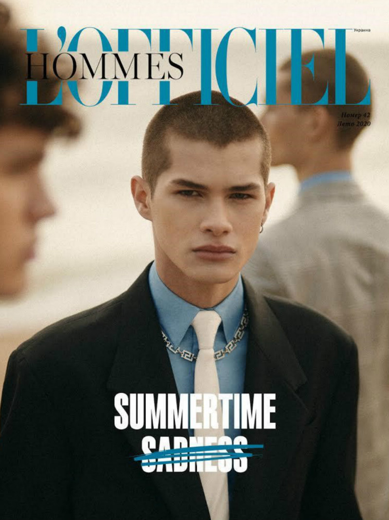 Alfredo Diaz featured on the L\'Officiel Hommes Ukraine cover from July 2020