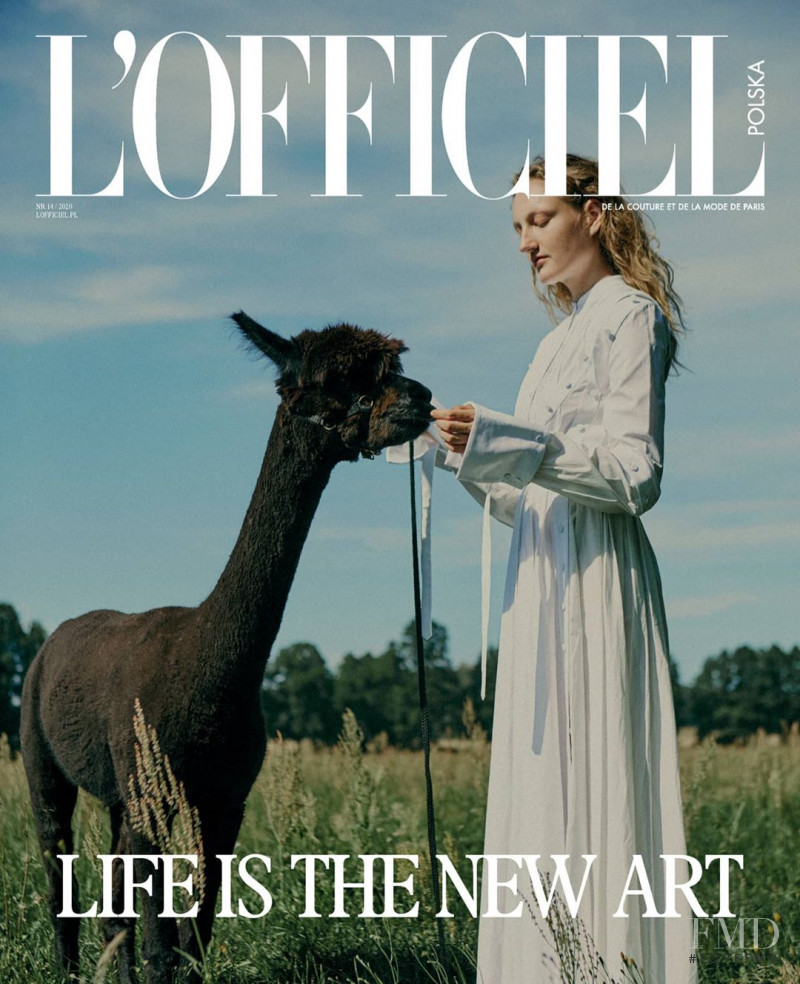 Agnes Nieske featured on the L\'Officiel Poland cover from August 2020