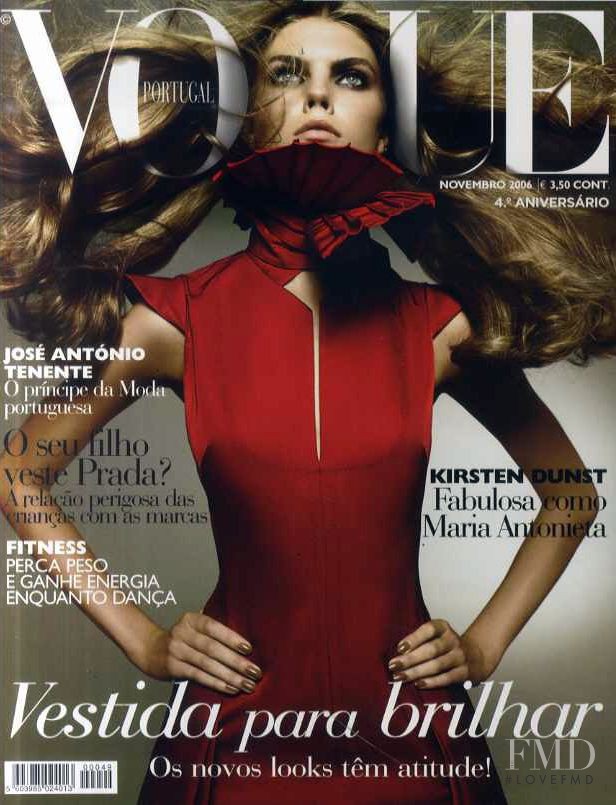 Maryna Linchuk featured on the Vogue Portugal cover from November 2006